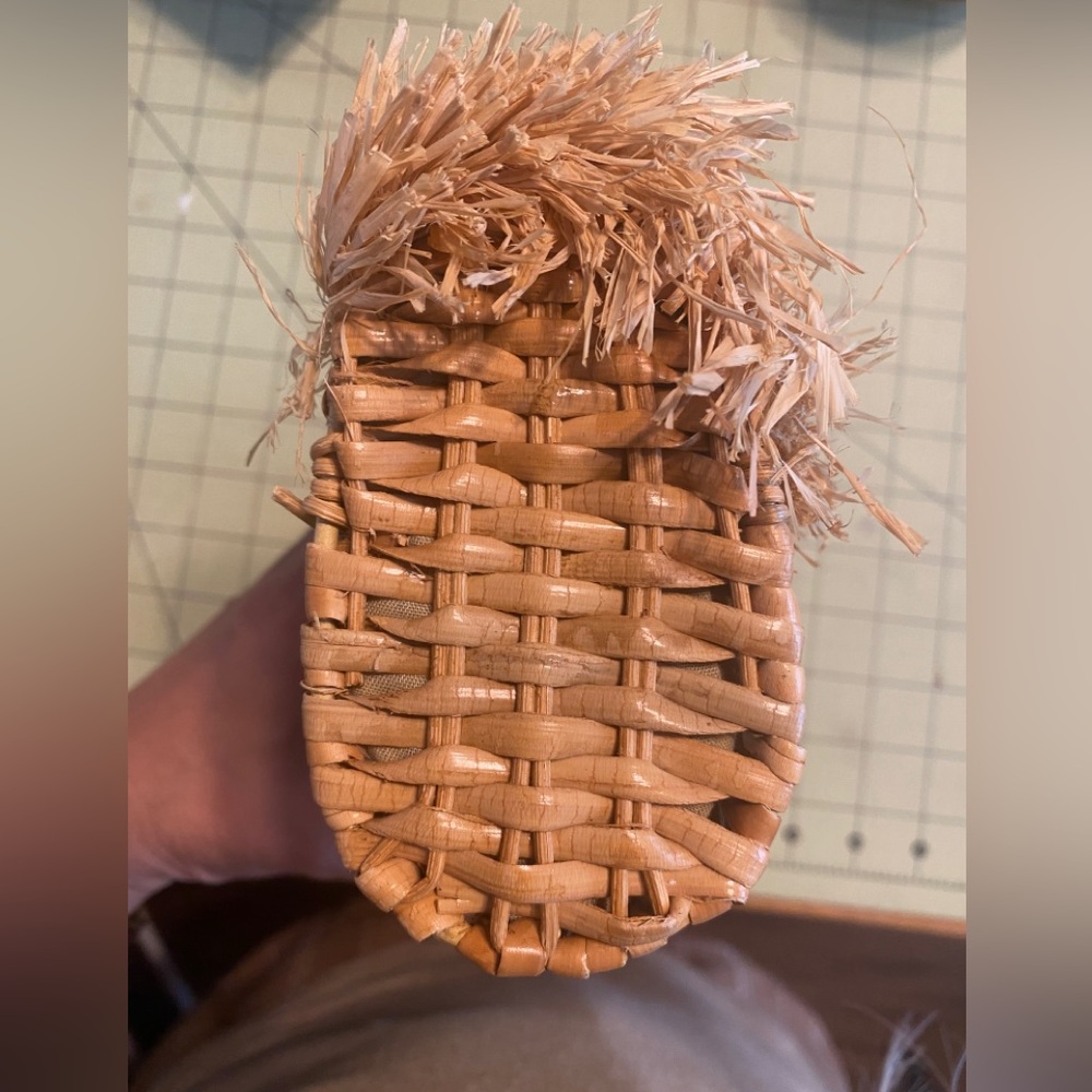 Vineyard Vines Natural Wicker and Leather Miniaudierre Clutch-Handbag-Purse - Picture 4 of 5